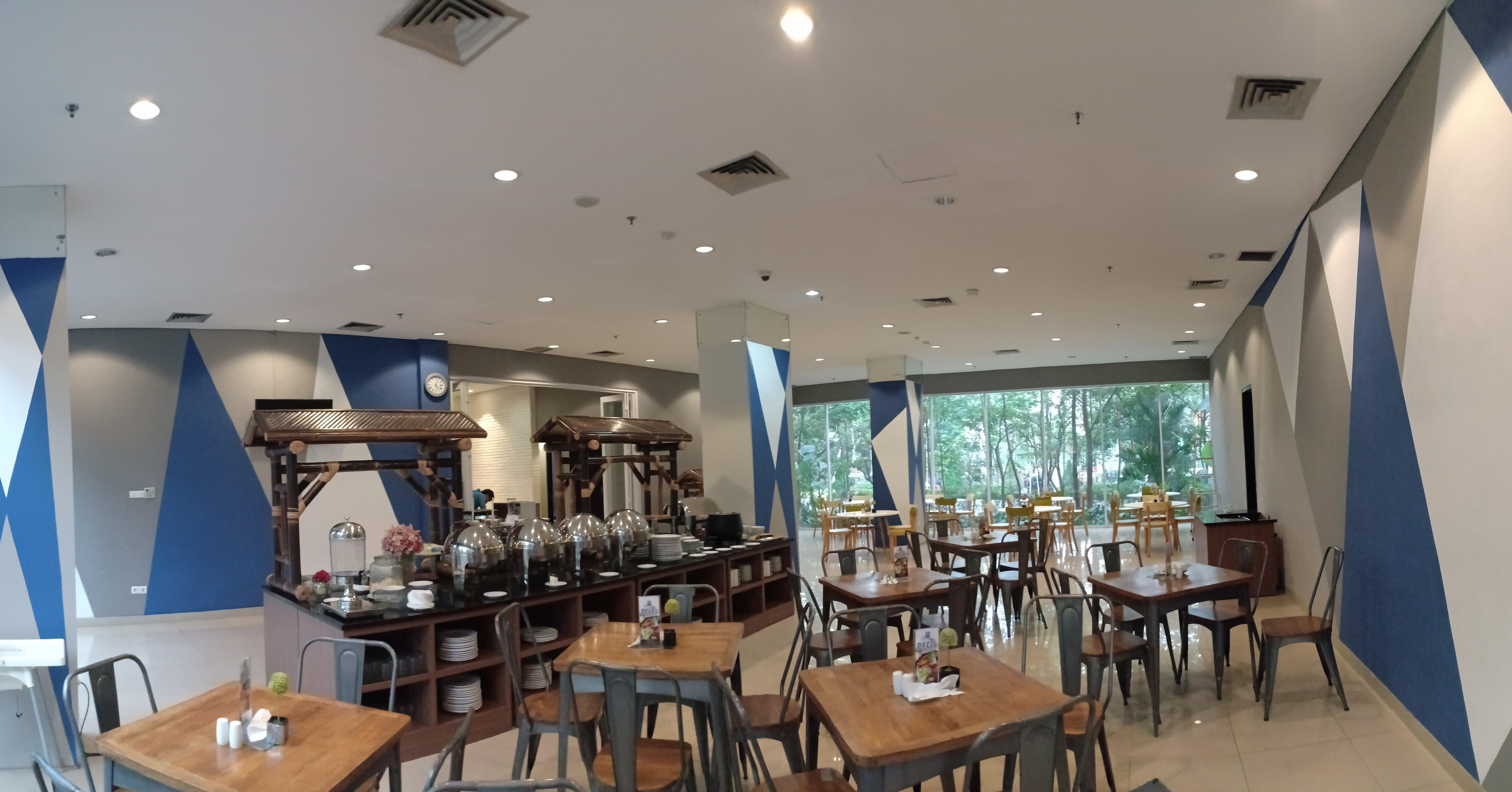 Ibis Budget Cikarang Festival Бекасі Екстер'єр фото